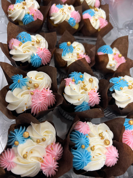 Gender reveal cupcakes