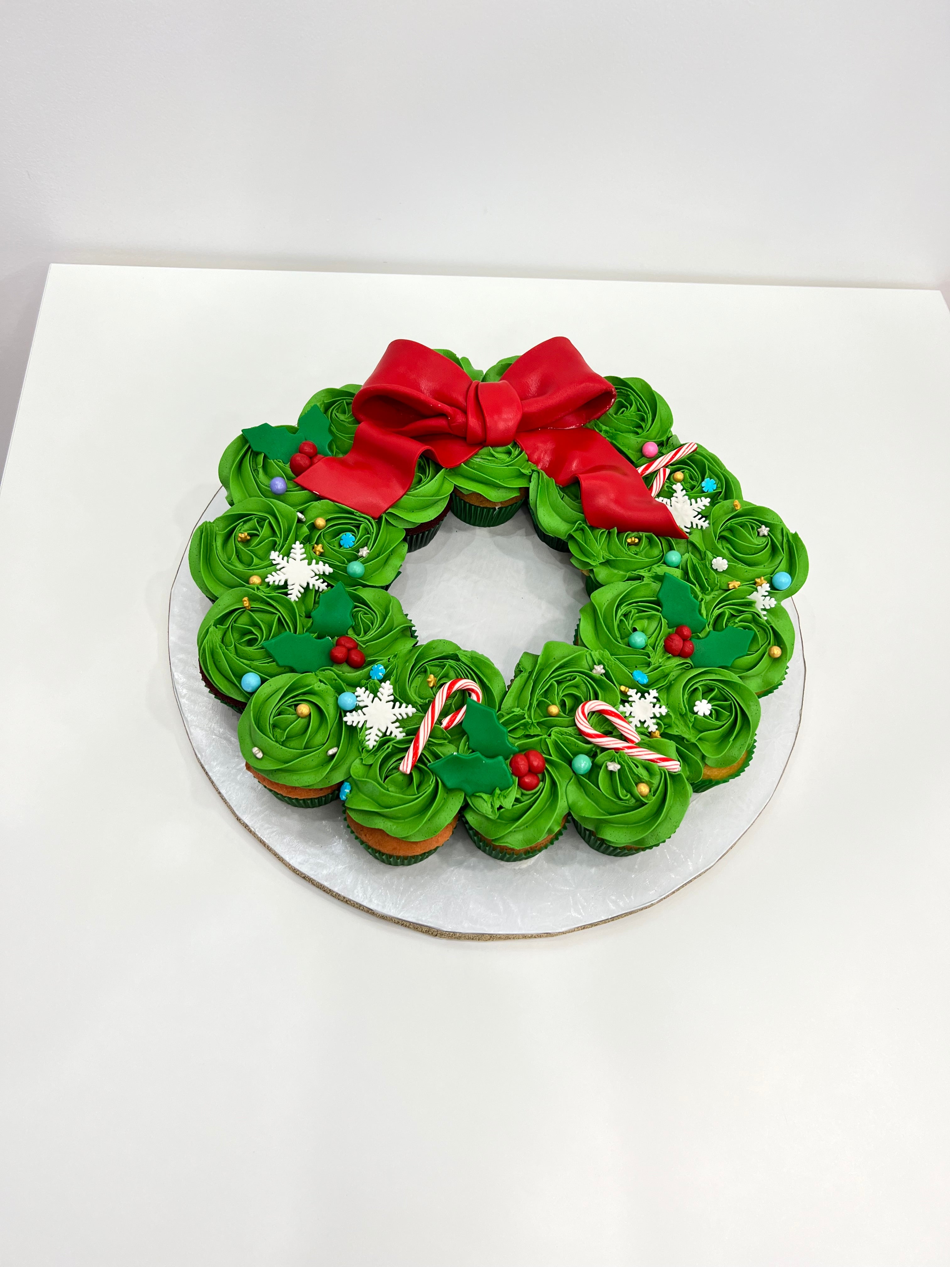 Christmas Wreath Cupcake Wreath Cake Class