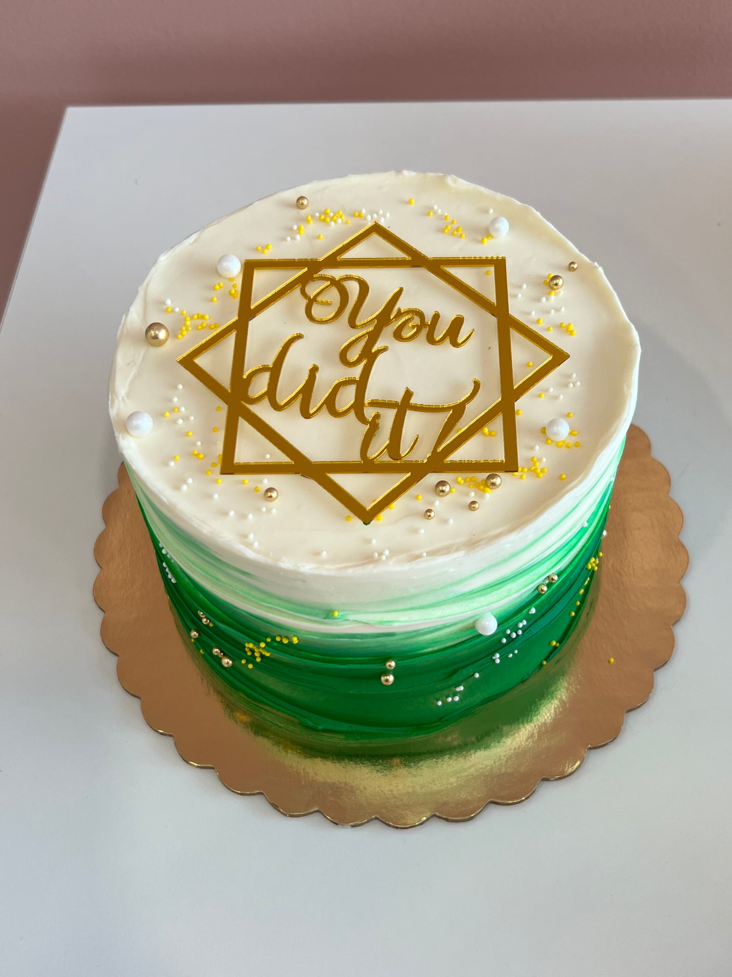 Graduation Wave Cake Plain with Topper Only