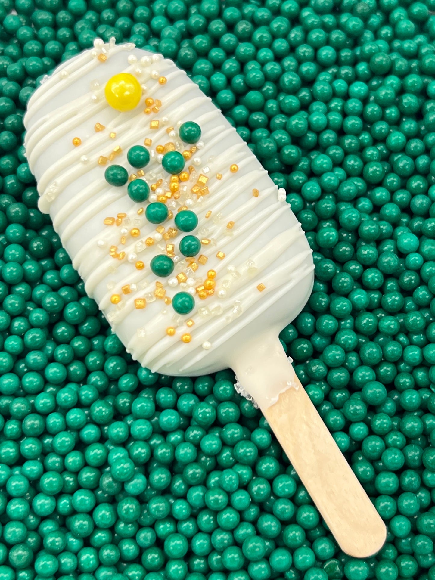 Woodbridge/GMU inspired Cakesicles